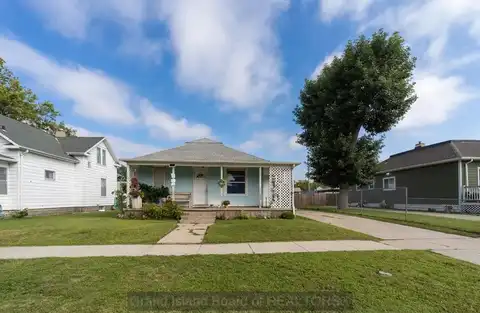 816 W 5th St, Grand Island, NE 68801