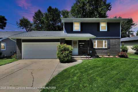 1132 Pine Street, Grand Ledge, MI 48837