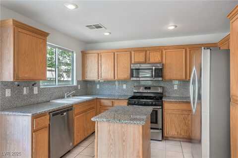 7427 Barranca Peak Court, Las Vegas, NV 89139