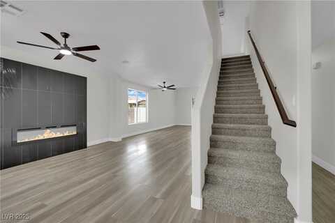 96 Saint Johns Wood Avenue, Henderson, NV 89002