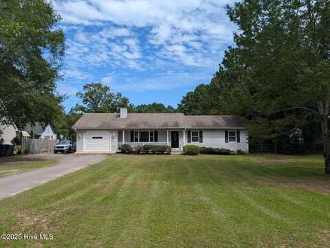 1406 Eastview Drive, Aberdeen, NC 28315