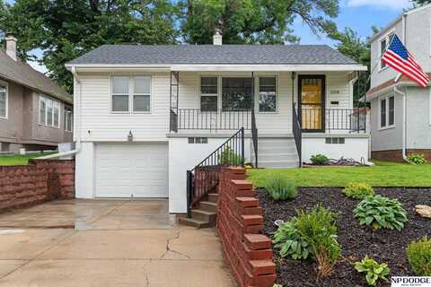 2318 N 49th Street, Omaha, NE 68104