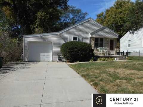2316 N 68th Street, Omaha, NE 68106