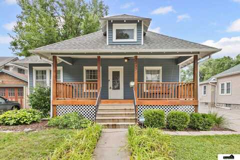 3237 U Street, Lincoln, NE 68503