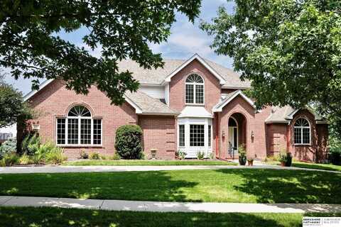 4021 S 173rd Circle, Omaha, NE 68130