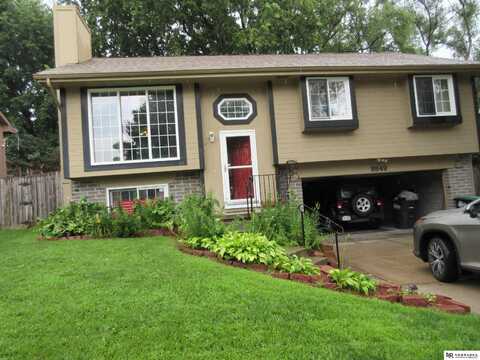 8849 North 81st Avenue, Omaha, NE 68122