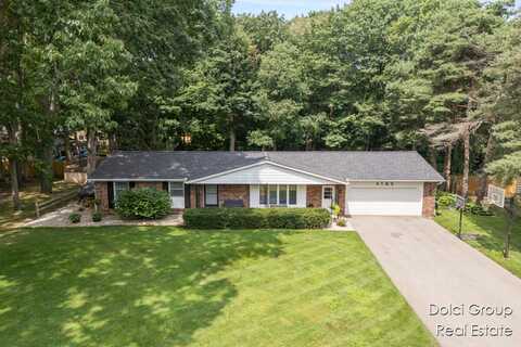 4193 Crestlane Drive, Hudsonville, MI 49426