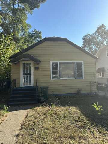 877 E Isabella Avenue, Muskegon, MI 49442