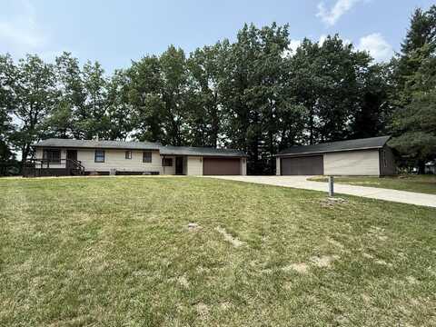 5696 Ridge Drive, Reading, MI 49274