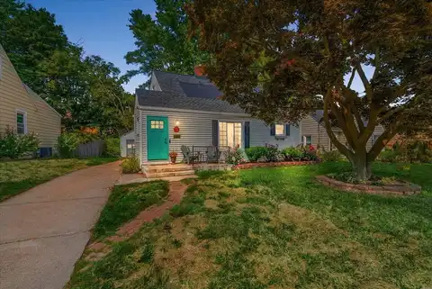 1819 Sylvan Avenue SE, Grand Rapids, MI 49506