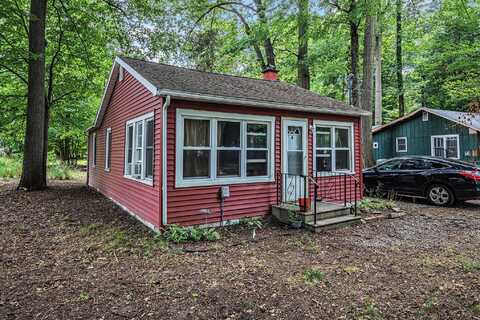 6972 Shady Lane, Coloma, MI 49038