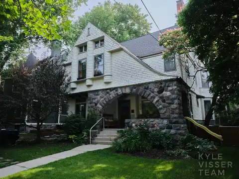 254 College Avenue SE, Grand Rapids, MI 49503