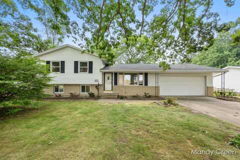 619 E Judd Street, Greenville, MI 48838