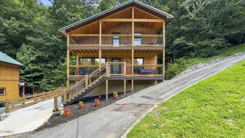 3217 Smoky Ridge Way, Sevierville, TN 37862