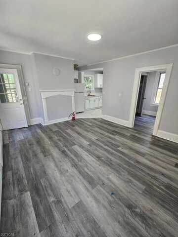 197 N 1St St, Paterson, NJ 07522
