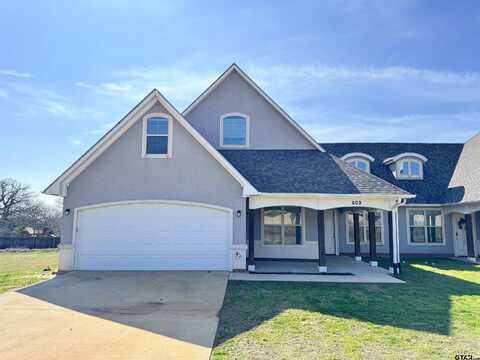 609 Third St, Bullard, TX 75757