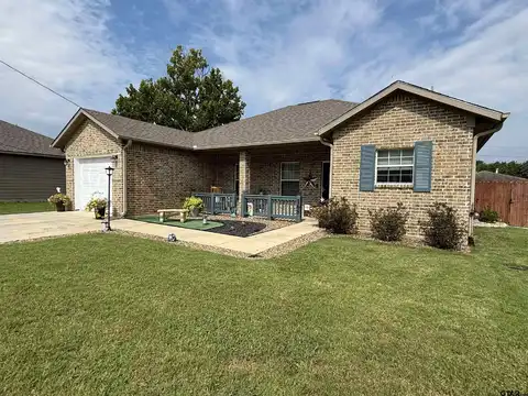 168 Tupelo St., Pittsburg, TX 75686