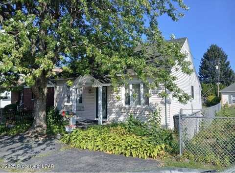 147 Carleton Ave, Hazleton, PA 18201