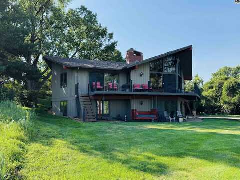 4904 E 30th Ave, Hutchinson, KS 67502