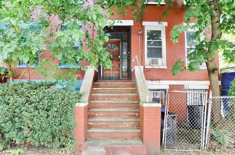 330 HALLADAY ST, JC, Bergen-Lafayett, NJ 07304
