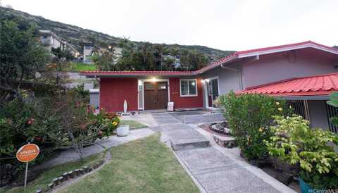 1642 Ala Aolani Street, Honolulu, HI 96819