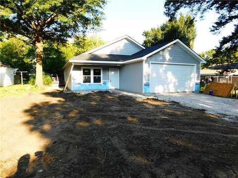 902 S Main Street, Holden, MO 64040