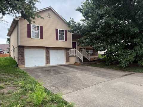 509 Centurion Court, Grain Valley, MO 64029