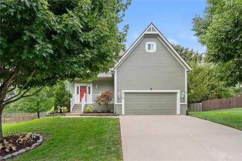 5113 Noreston Street, Shawnee, KS 66225