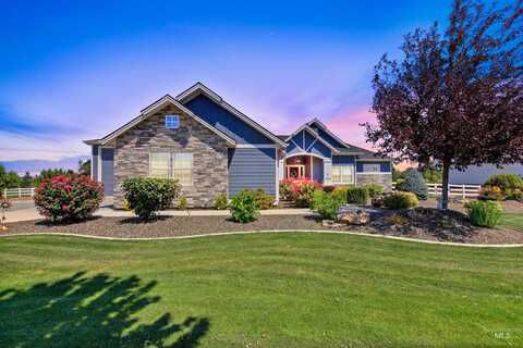 10076 Riverbend Pl, Middleton, ID 83644