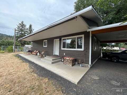 12547 Hartford Avenue, Orofino, ID 83544