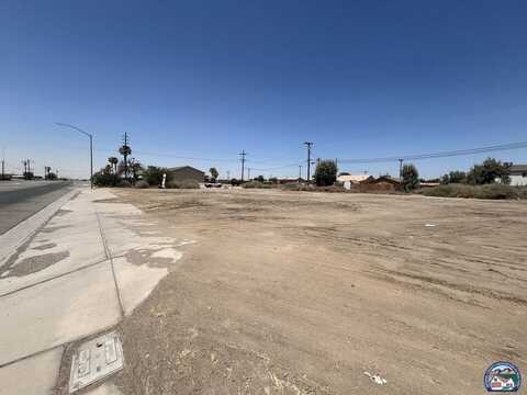 285 W Main St, Westmorland, CA 92281
