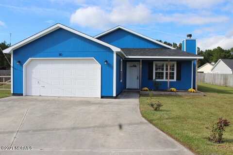 110 Foxtrail Drive, Hubert, NC 28539