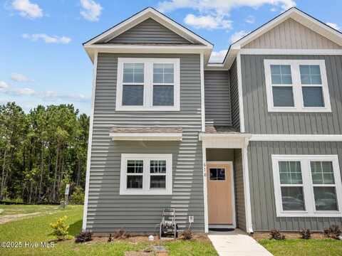 610 Jacks Crossing Drive, Hubert, NC 28539