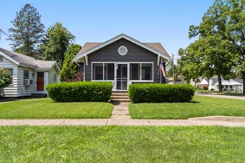 1014 S West Avenue, Jackson, MI 49203