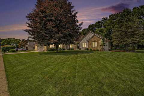 2540 Meadowbrook Lane, Jackson, MI 49201