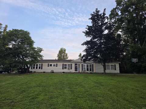 8013 E 250 S, Pierceton, IN 46562