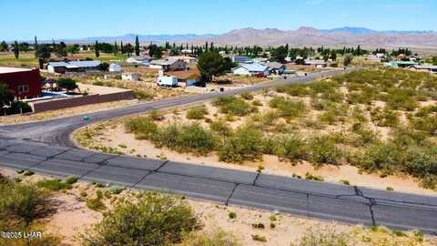 7627 Larkspur Dr, Kingman, AZ 86401