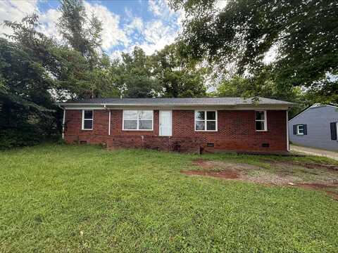 525 S Liberty Hill, Morristown, TN 37813