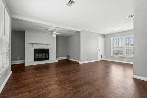 1934 73rd Street, Lubbock, TX 79423