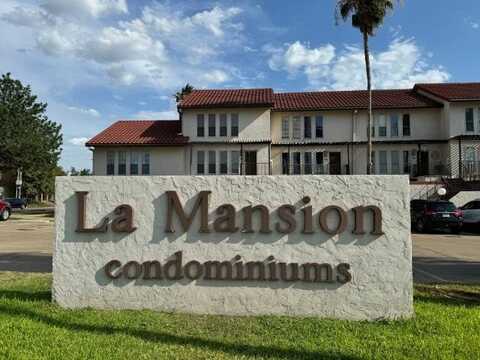 101 W Del Mar Blvd, Laredo, TX 78041