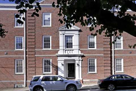 200 West Second Street, Lexington, KY 40507