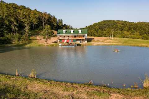1522 Johnson Fork Road, Campton, KY 41301
