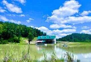 1522 Johnson Fork Road, Campton, KY 41301