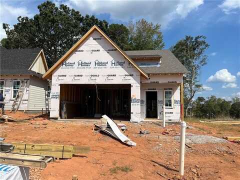 1079 WOODLAND LANE, OPELIKA, AL 36801