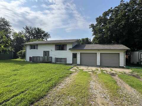 103 Jerry St., Yankton, SD 57078