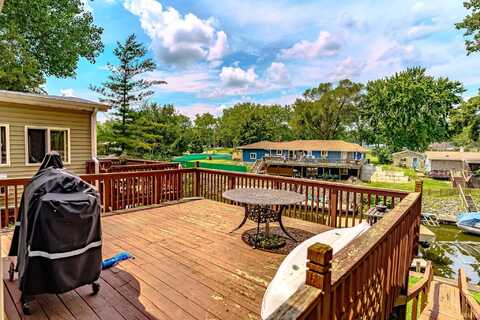11086 N Landing Road, Monticello, IN 47960