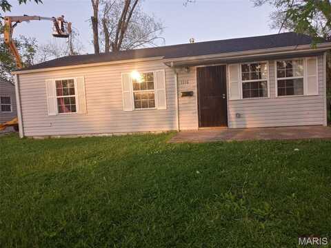 1116 St Margaret Dr, Cahokia, IL 62206
