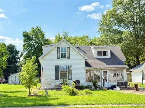 402 S East Street, New Athens, IL 62264