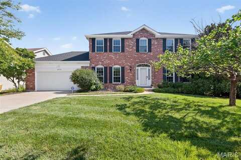 16715 Chesterfield Manor Drive, Chesterfield, MO 63005