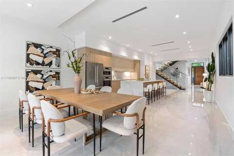 1233 SW 13 Ave, Miami, FL 33135